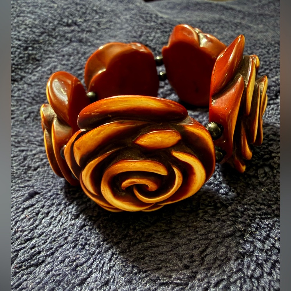 Carver Rose Bracelet